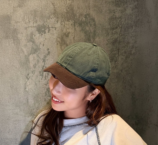 Short Brim Vintage Green and Brown 草色と茶色